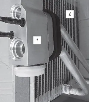 Терморегулирующий вентиль/клапан и испаритель
