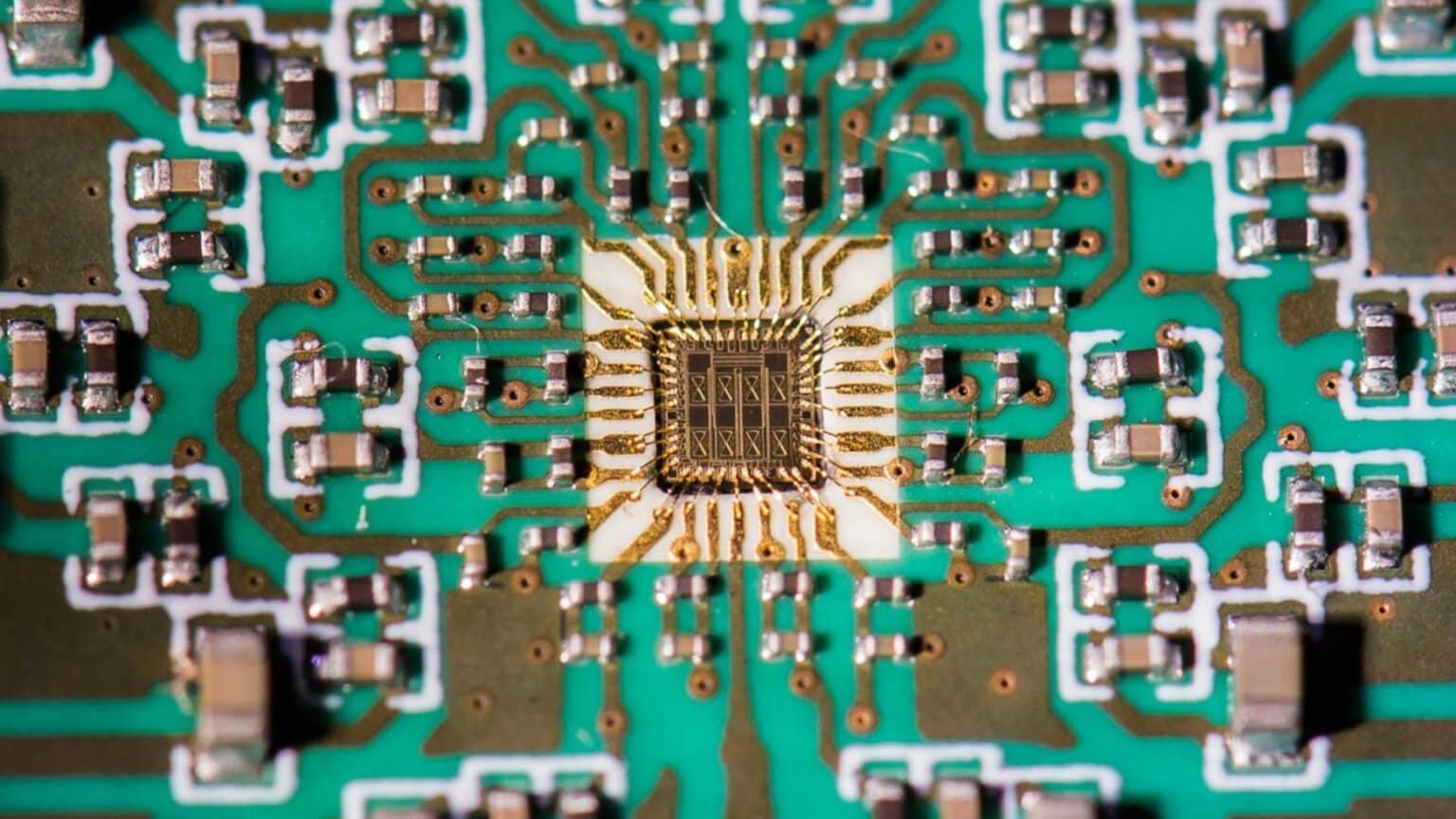 SiGe Chip 500 Gbps record