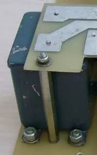 Монтаж конденсаторов МБГО-2 – резьбовая шпилька