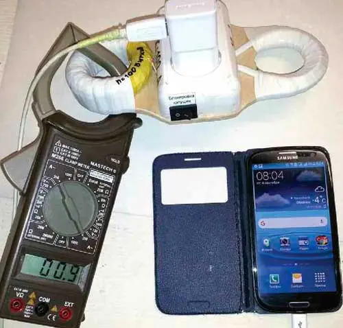 Измерение тока, потребляемого зарядным устройством смартфона