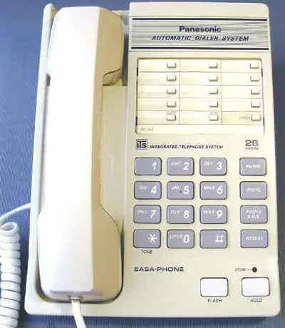 Телефон Panasonic EASA-PHONE KX-T2335