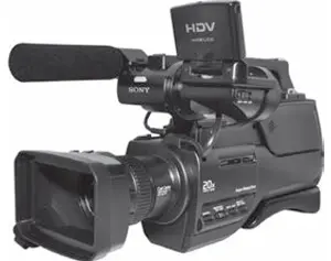 Внешний вид видеокамеры HDR-HD1000E